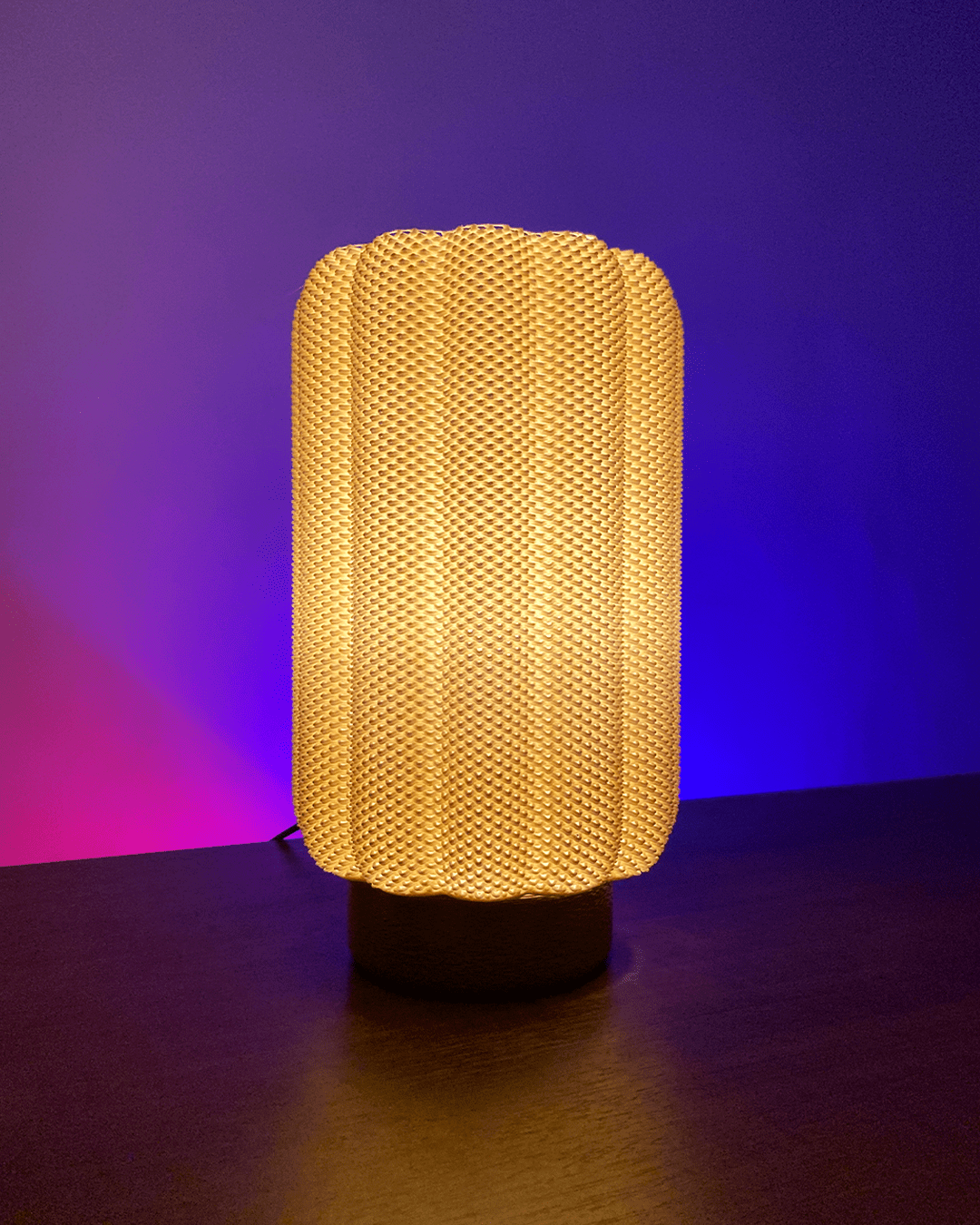 Carla - de mesa - luminastudio