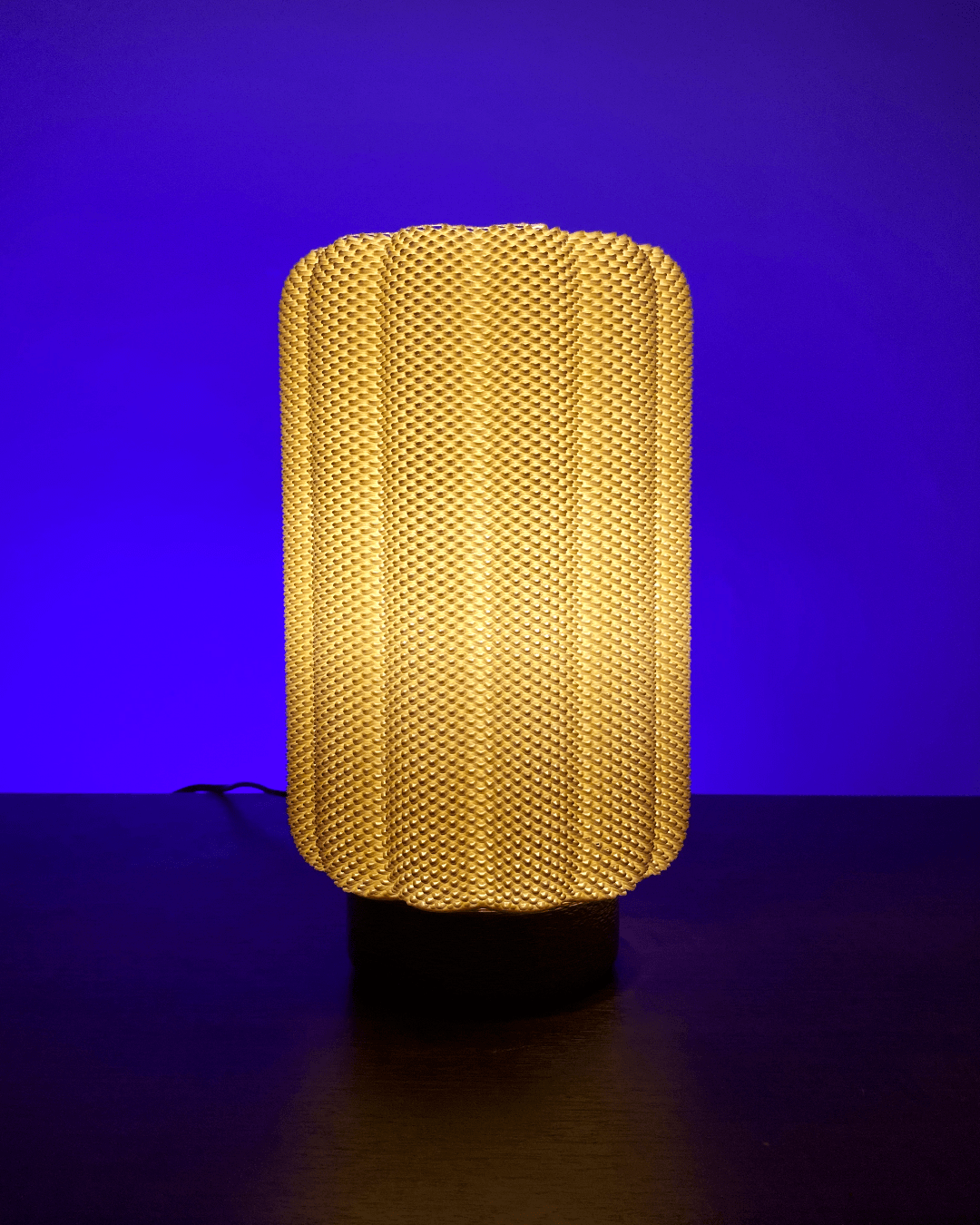 Carla - de mesa - luminastudio