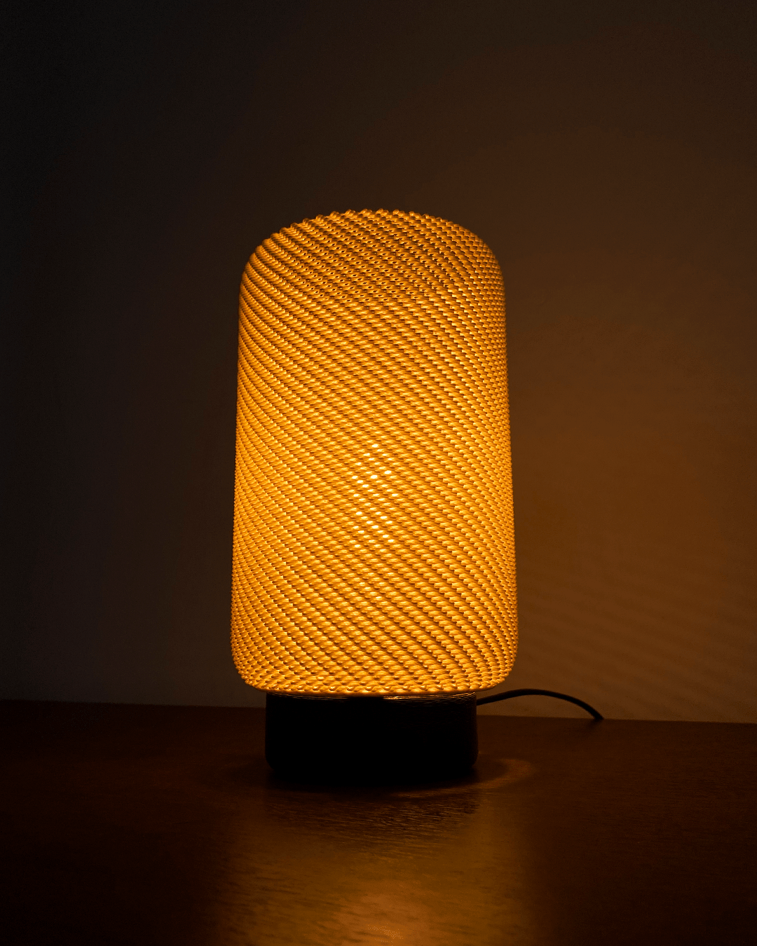 Eve - de mesa - luminastudio
