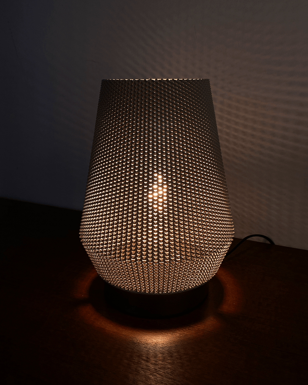 Marga - de mesa - luminastudio