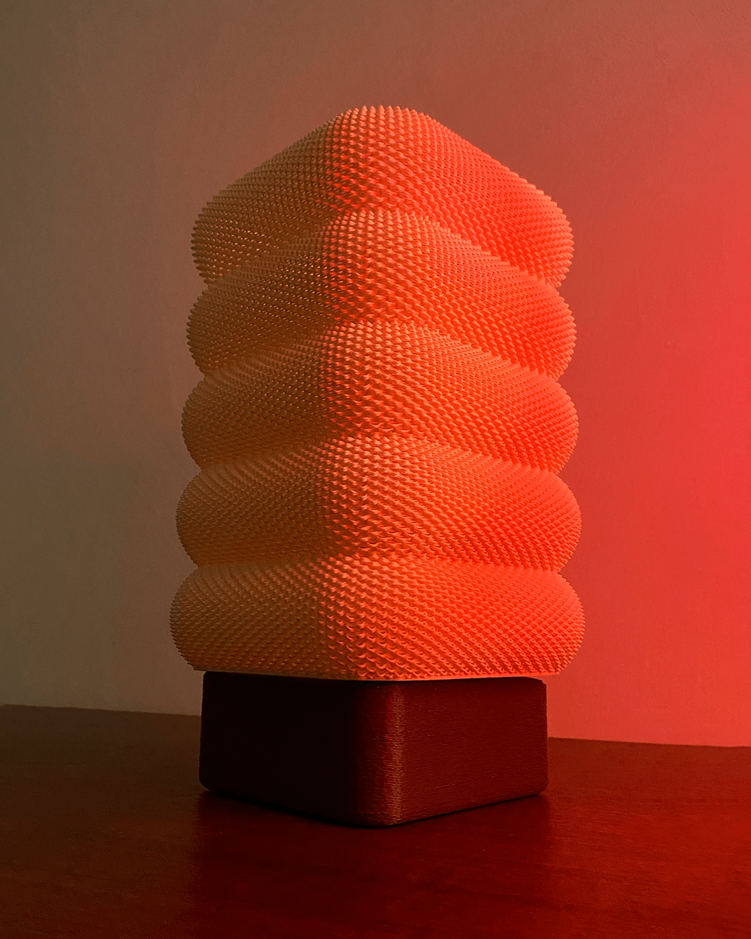 Sara - de mesa - luminastudio
